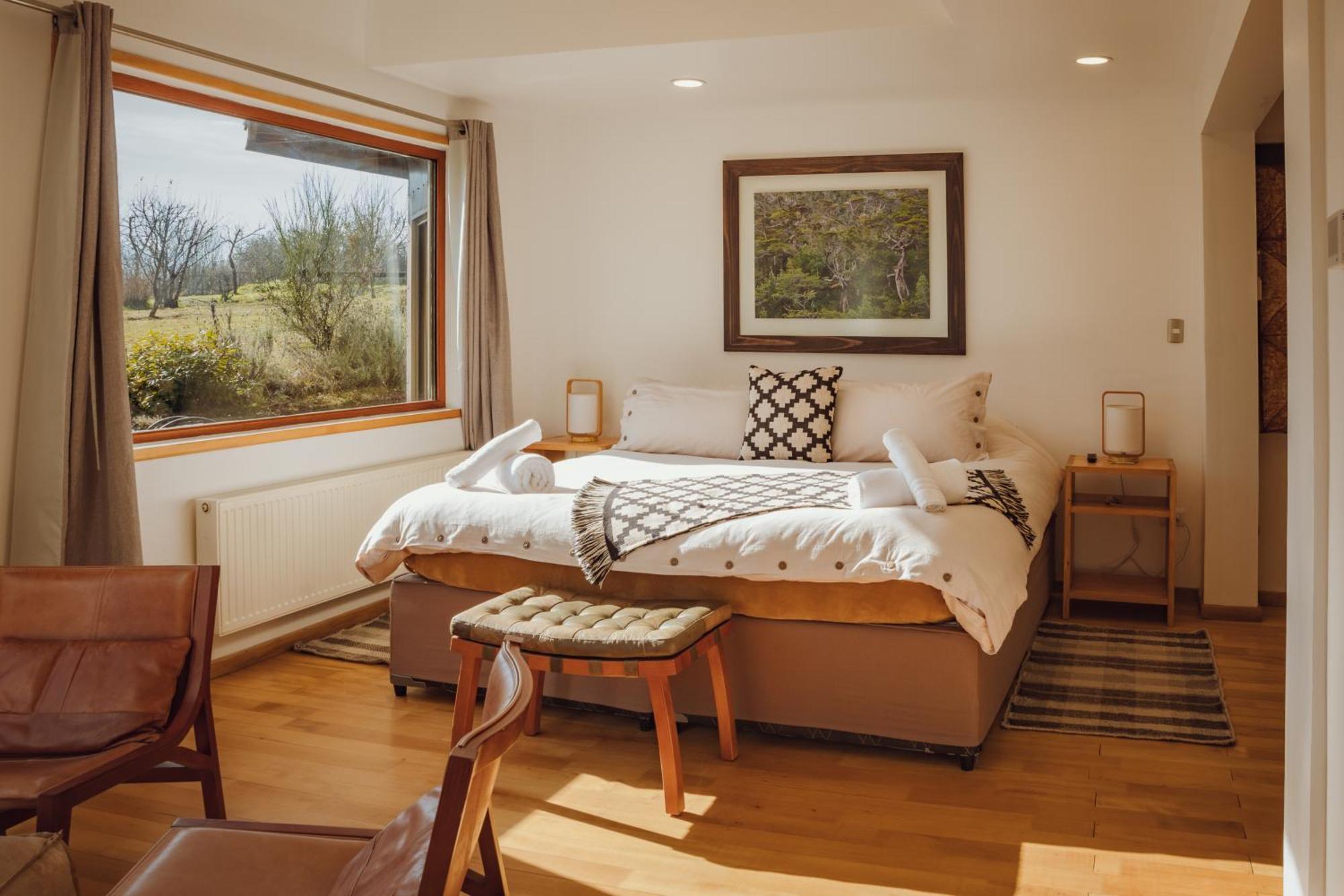 Hotel Patagonia House Coyhaique Exterior photo