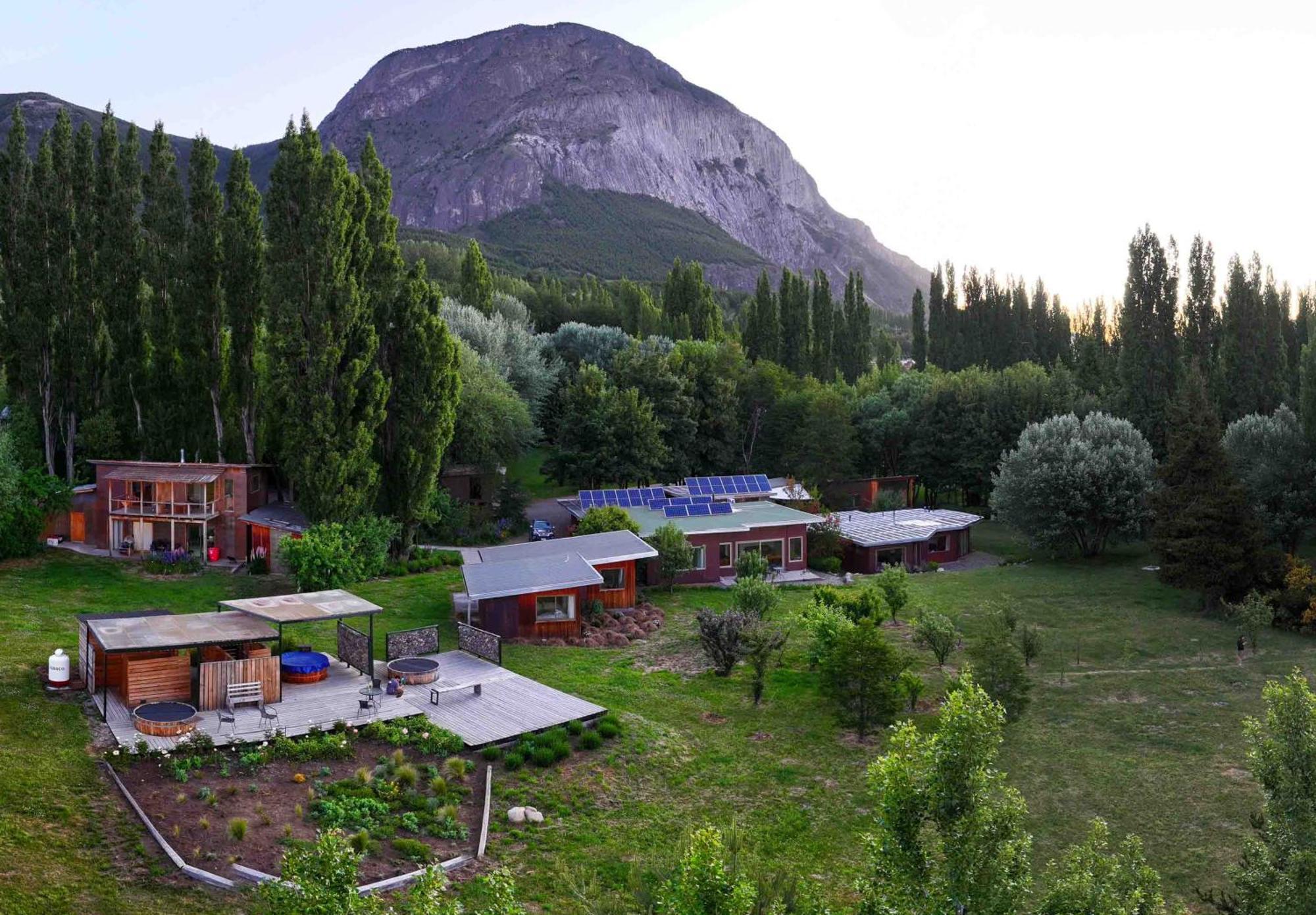 Hotel Patagonia House Coyhaique Exterior photo