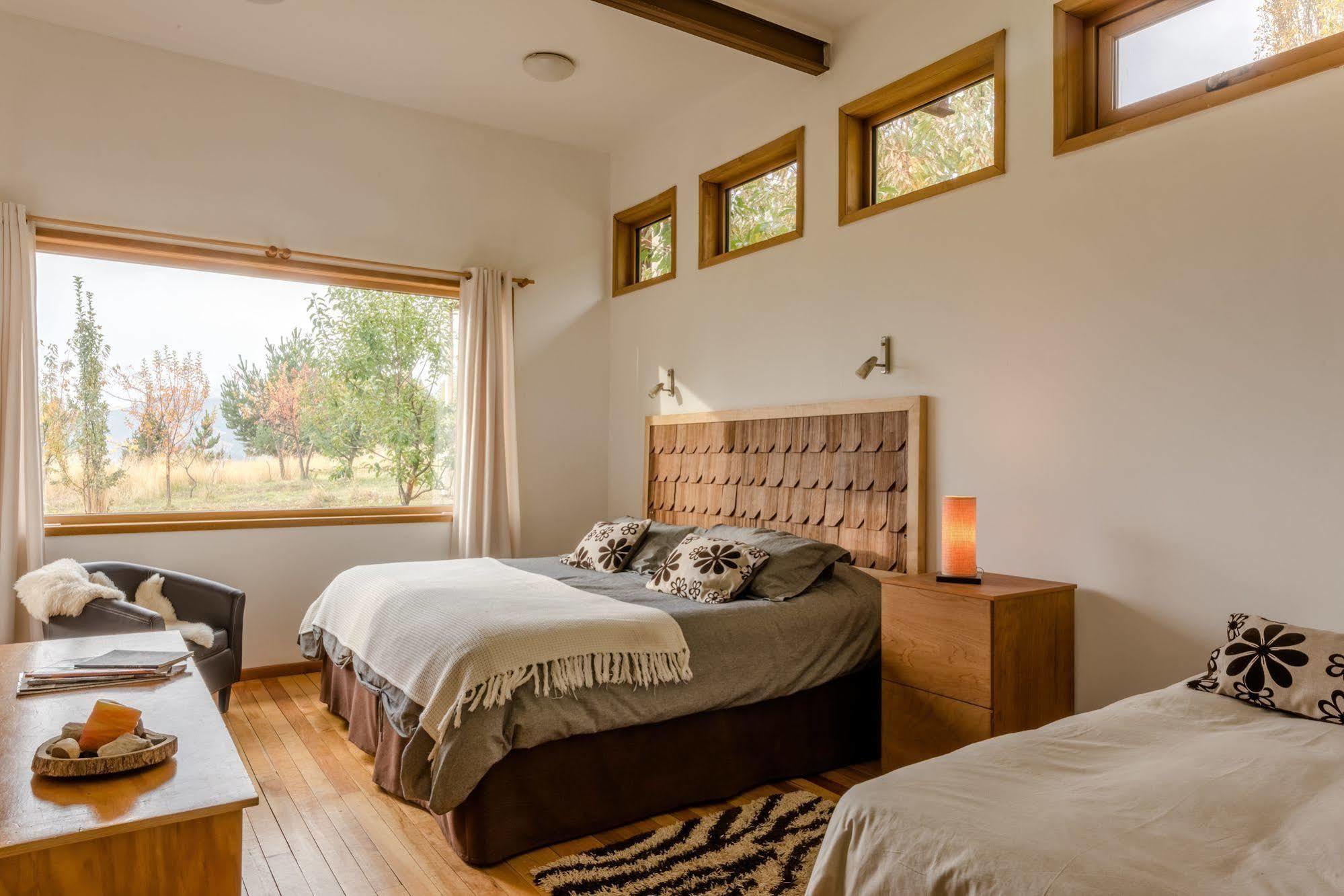 Hotel Patagonia House Coyhaique Exterior photo