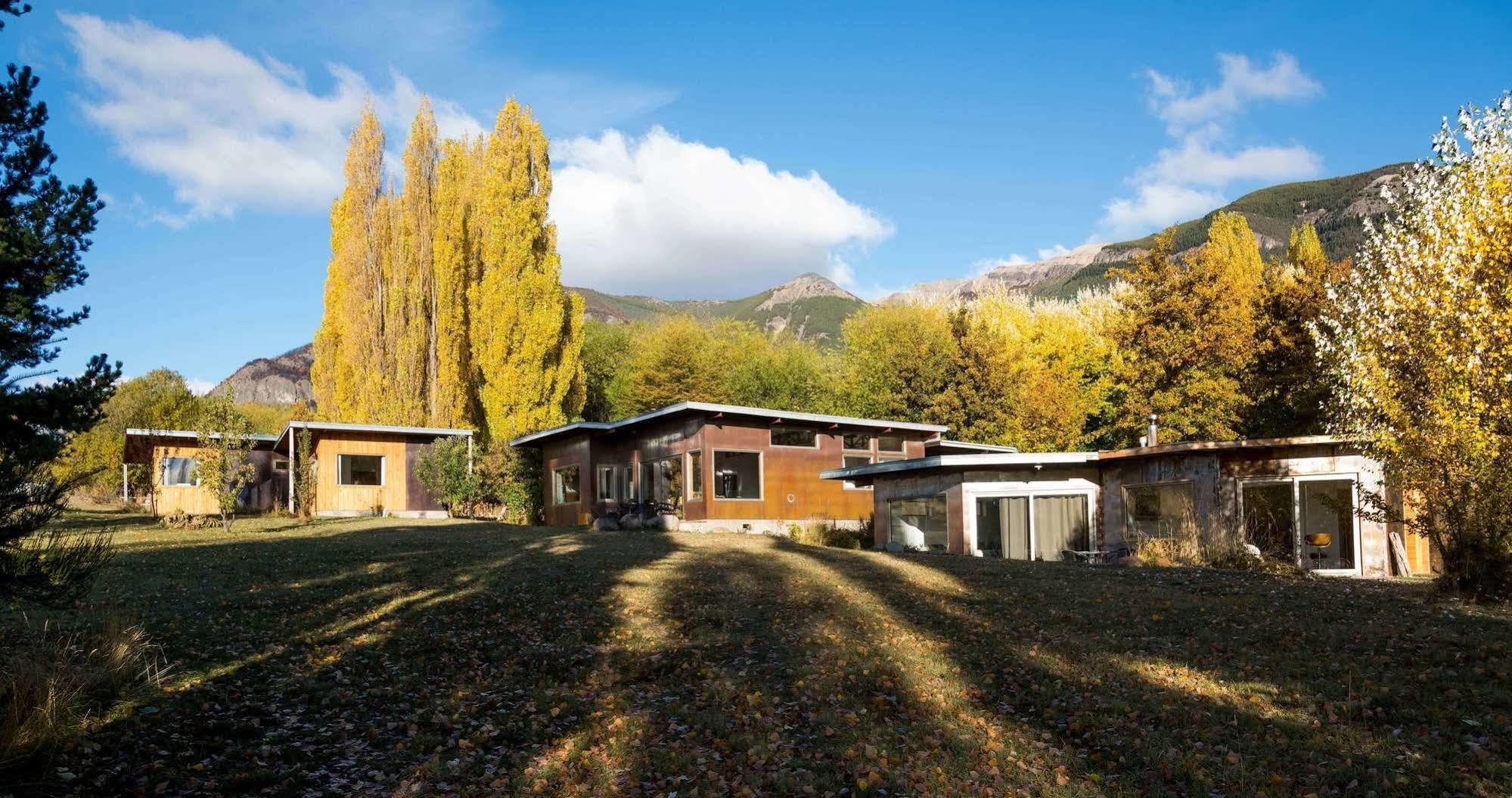 Hotel Patagonia House Coyhaique Exterior photo